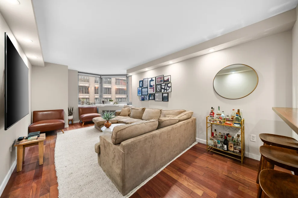 Unit for sale at 121 E 23rd Street, Manhattan, NY 10010