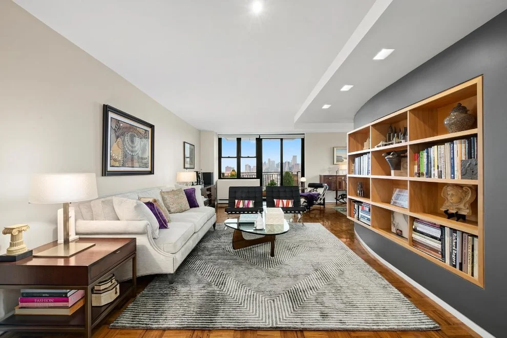 Unit for sale at 201 E 17TH Street, Manhattan, NY 10003