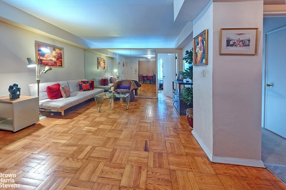 Unit for sale at 225 E 46TH Street, Manhattan, NY 10017