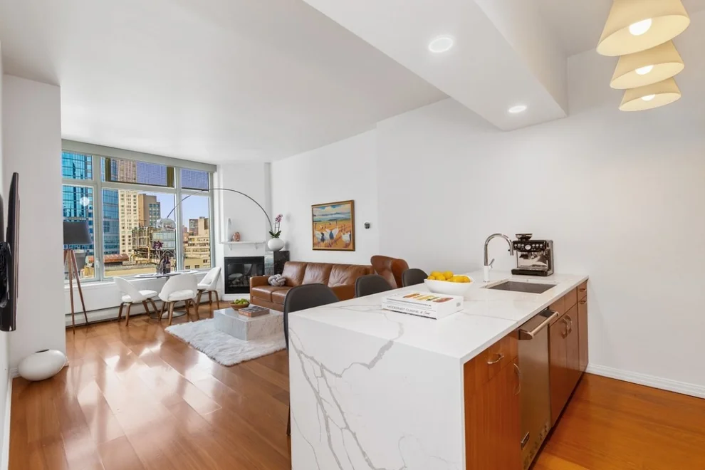 Unit for sale at 205 E 59TH Street, Manhattan, NY 10022