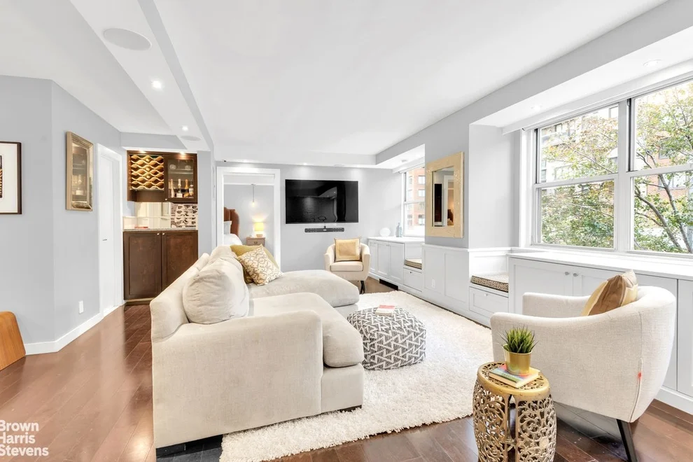 Unit for sale at 520 E 72ND Street, Manhattan, NY 10021