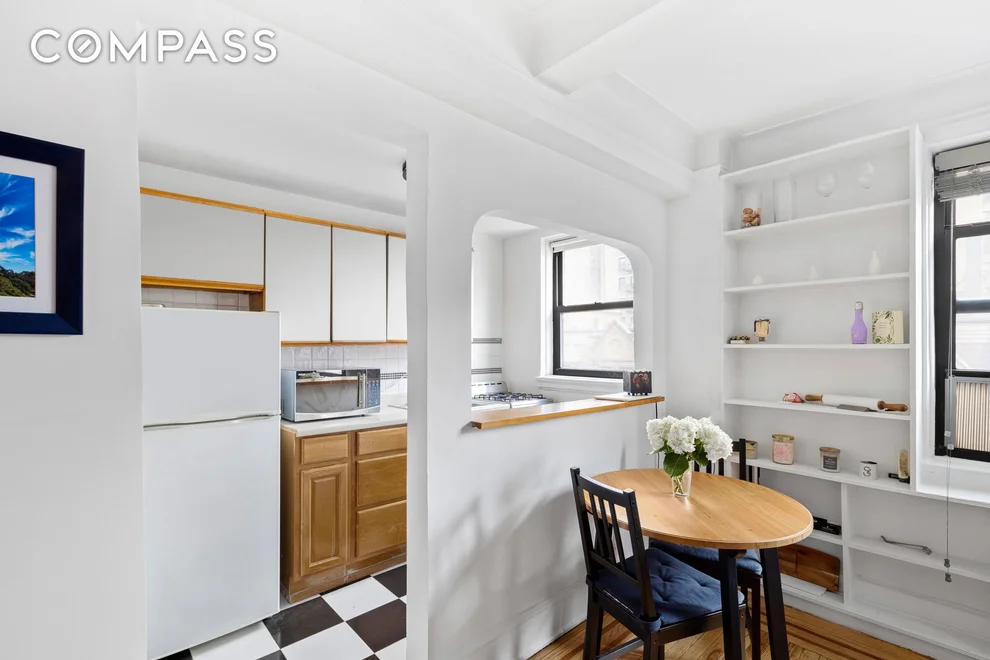 Unit for sale at 102 W 85th Street, Manhattan, NY 10024