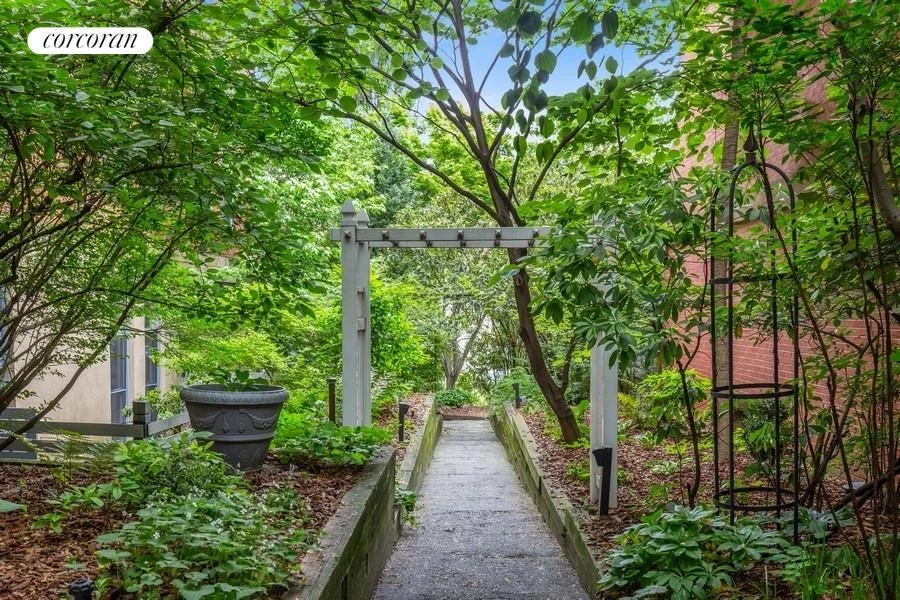 Unit for sale at 75 POPLAR Street, Brooklyn, NY 11201