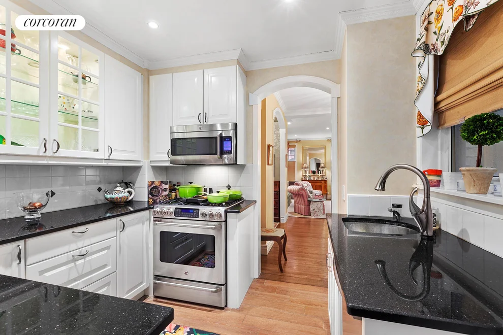 Unit for sale at 115 E 90TH Street, Manhattan, NY 10128