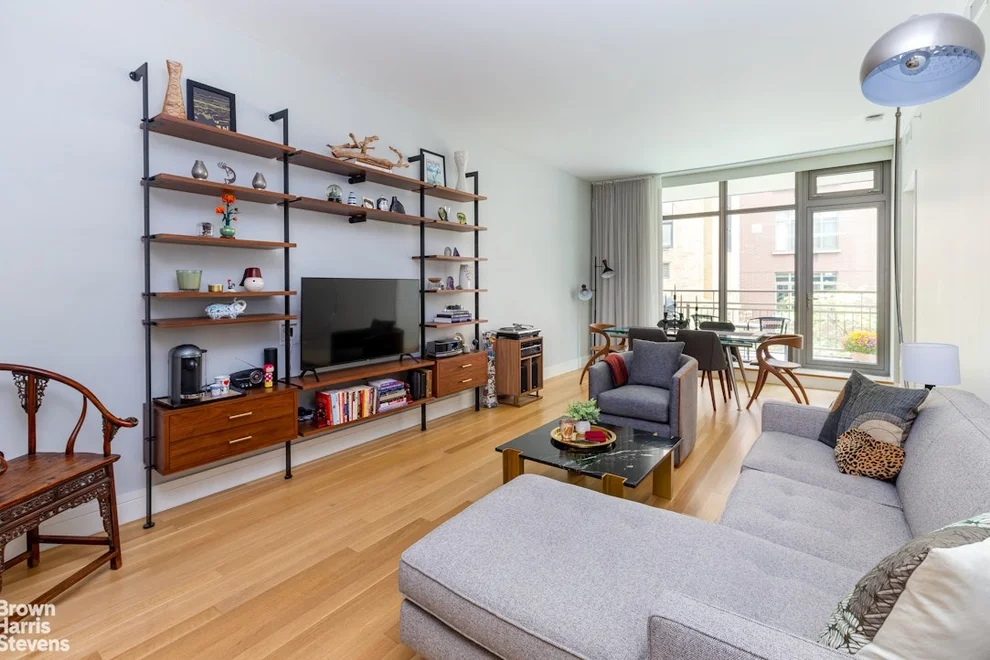 Unit for sale at 124 W 23RD Street, Manhattan, NY 10011
