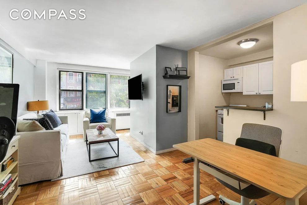 Unit for sale at 241 E 76th Street, Manhattan, NY 10021