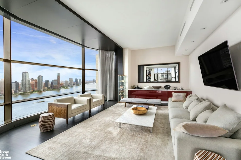Unit for sale at 50 UNITED NATIONS Plaza, Manhattan, NY 10017
