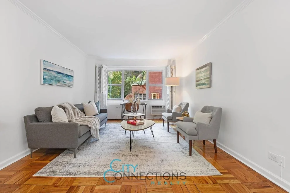 Unit for sale at 2 Charlton Street, Manhattan, NY 10014