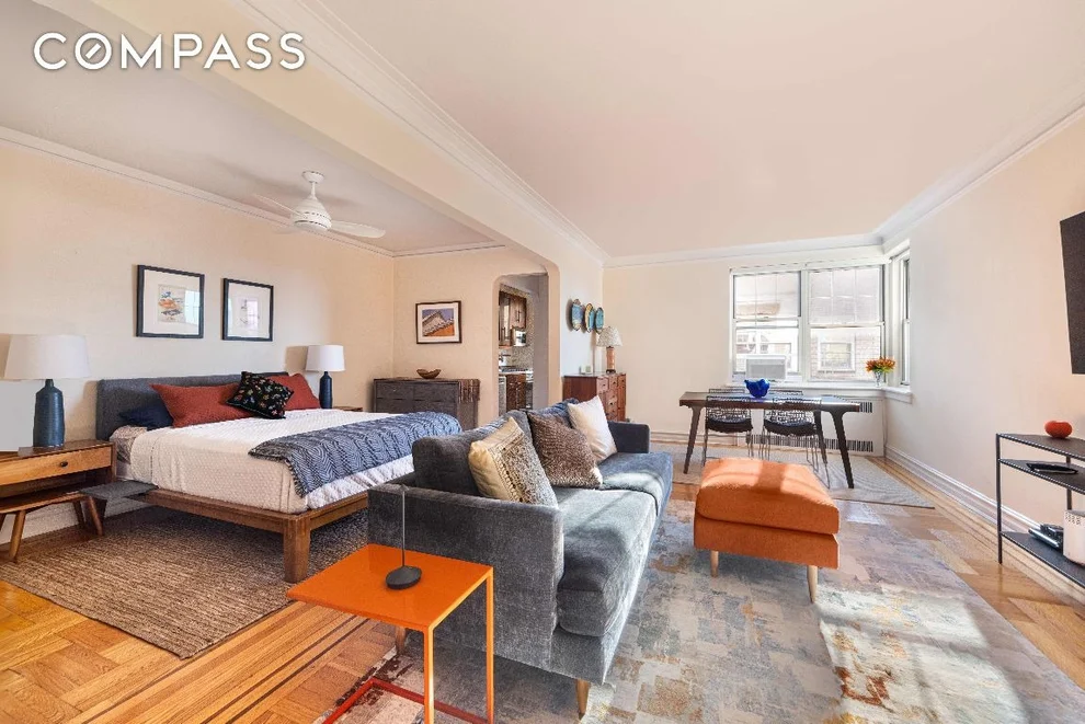 Unit for sale at 720 Fort Washington Avenue, Manhattan, NY 10040