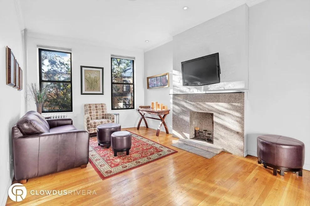 Unit for sale at 5 Weehawken Street, Manhattan, NY 10014