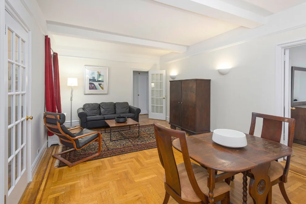 Unit for sale at 321 W 90th Street, Manhattan, NY 10024