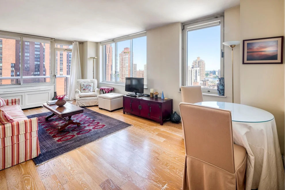 Unit for sale at 200 E 89TH Street, Manhattan, NY 10128