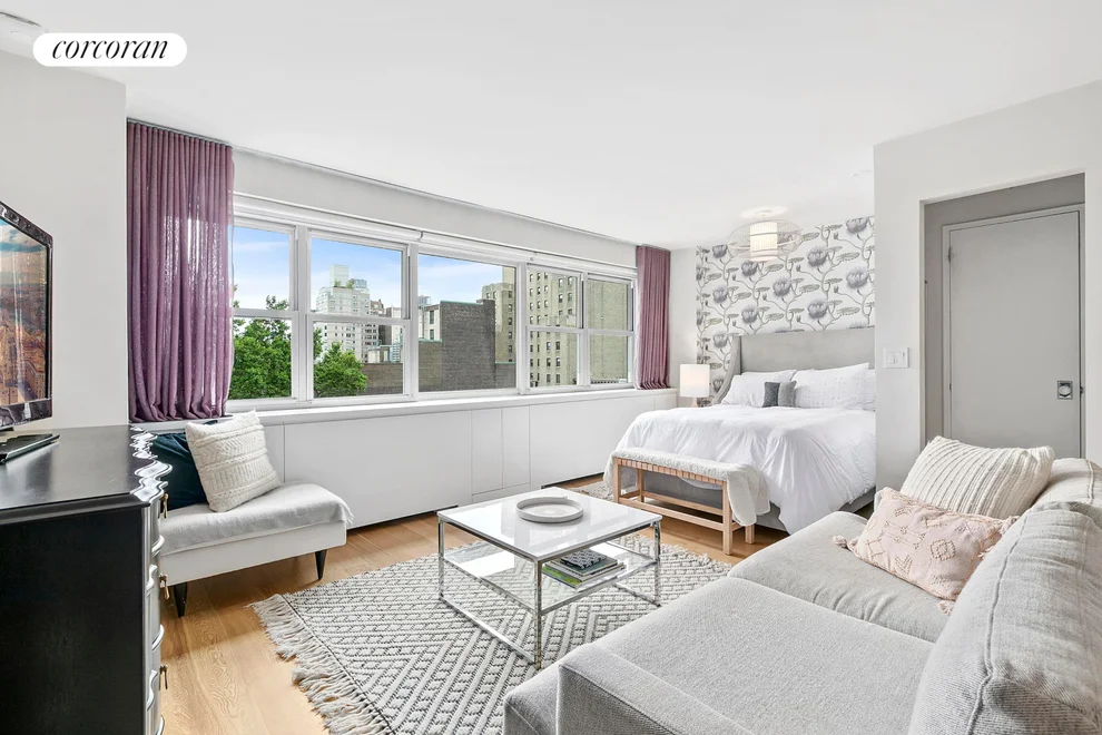 Unit for sale at 101 W 12th Street, Manhattan, NY 10011