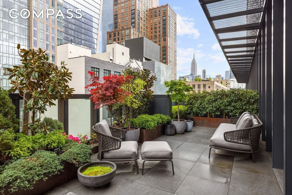 Unit for sale at 522 W 29th Street, Manhattan, NY 10001