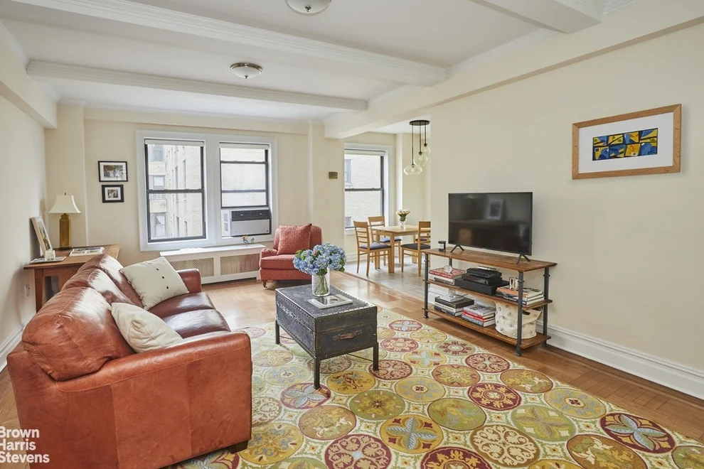 Unit for sale at 245 W 74TH Street, Manhattan, NY 10023