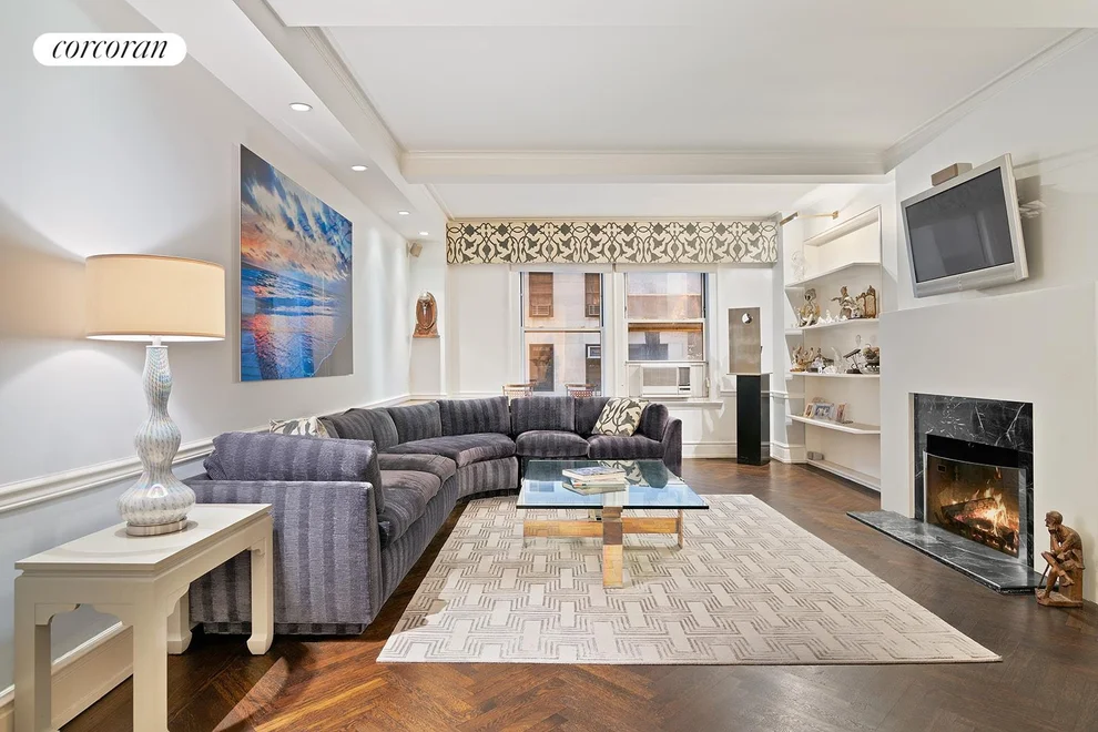 Unit for sale at 1070 PARK Avenue, Manhattan, NY 10128