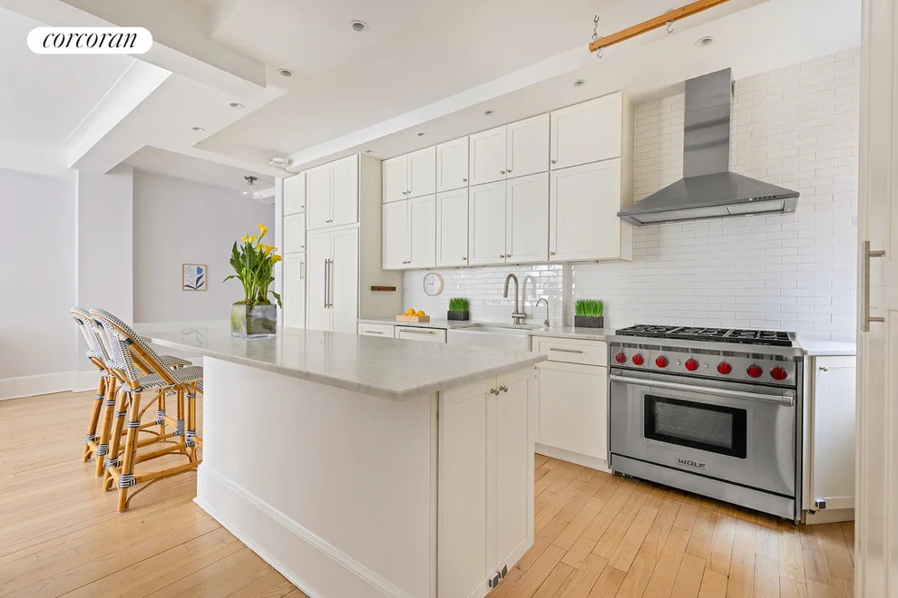Unit for sale at 215 W 78TH Street, Manhattan, NY 10024