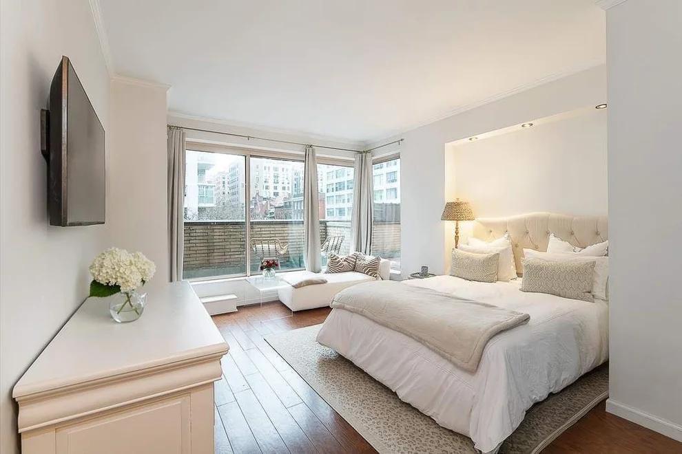 Unit for sale at 200 E 69th Street, Manhattan, NY 10021