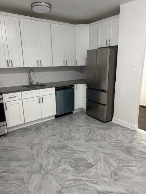 221 East 18th Street