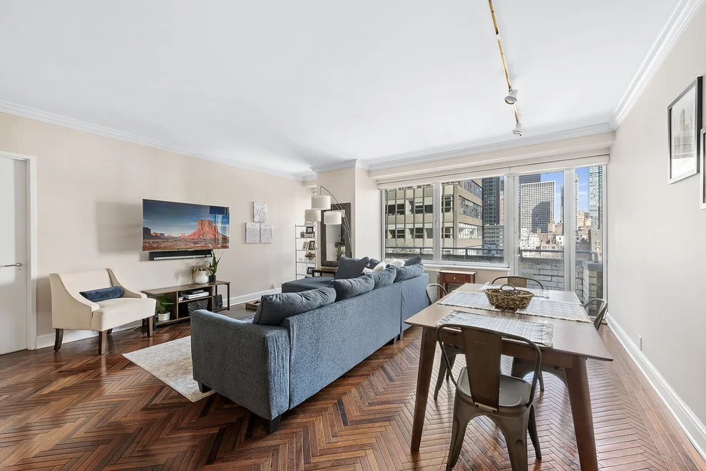 Unit for sale at 216 E 47TH Street, Manhattan, NY 10017