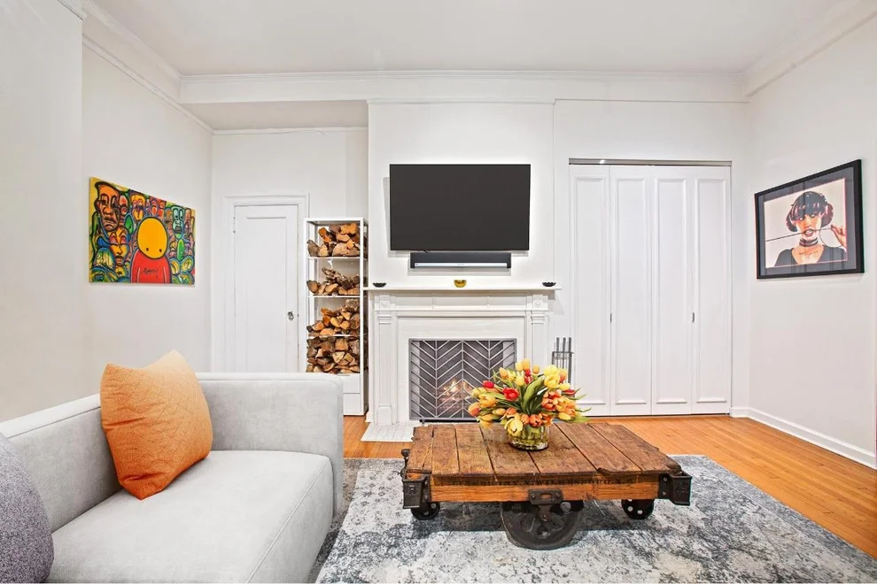 Unit for sale at 212 E 48TH Street, Manhattan, NY 10017