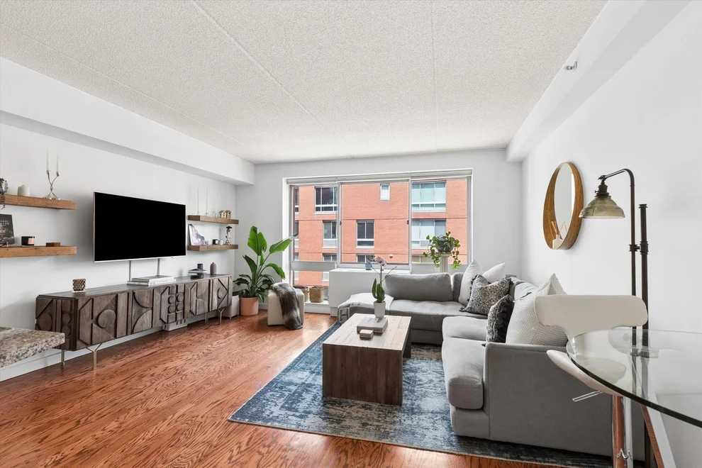 Unit for sale at 555 W 23rd Street, Manhattan, NY 10011
