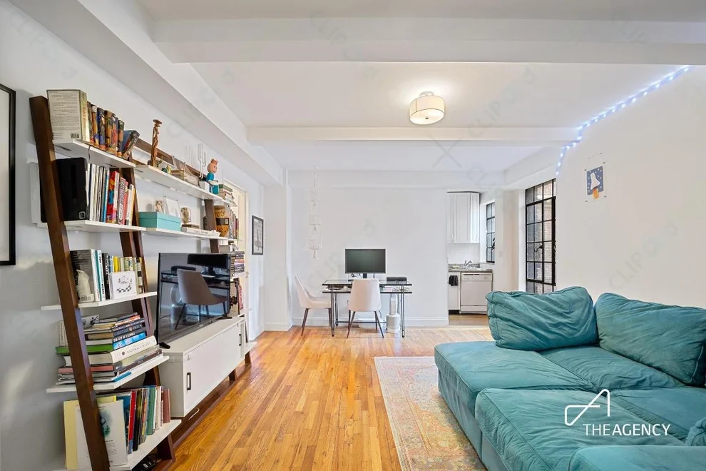 Unit for sale at 333 E 43rd Street, Manhattan, NY 10017