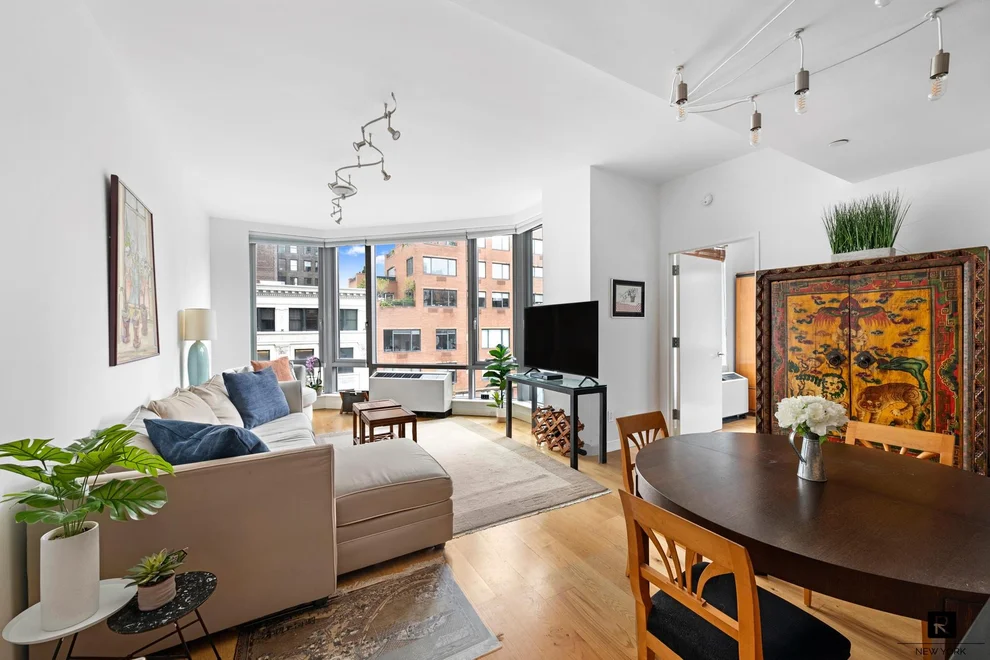 Unit for sale at 100 W 18th Street, Manhattan, NY 10011