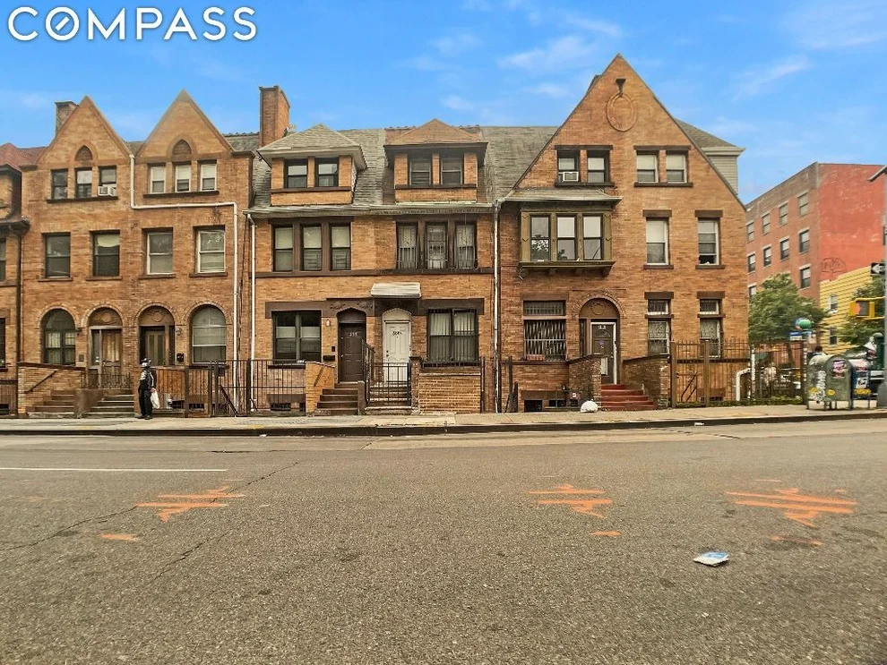 Unit for sale at 386 A Lafayette Avenue, Brooklyn, NY 11238