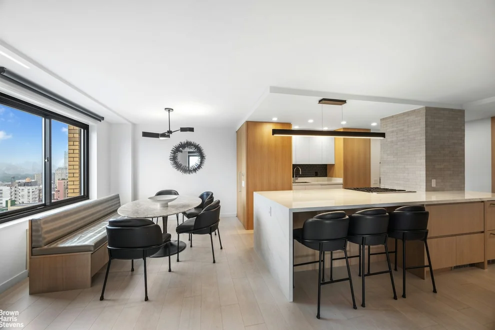 Unit for sale at 201 W 70TH Street, Manhattan, NY 10023