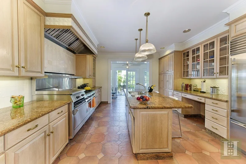 Unit for sale at 319 SACKETT Street, Brooklyn, NY 11231
