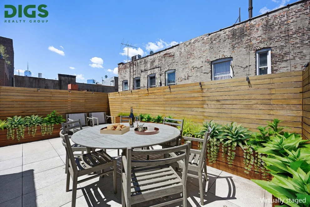 Unit for sale at 70 W 3RD Street, Manhattan, NY 10012