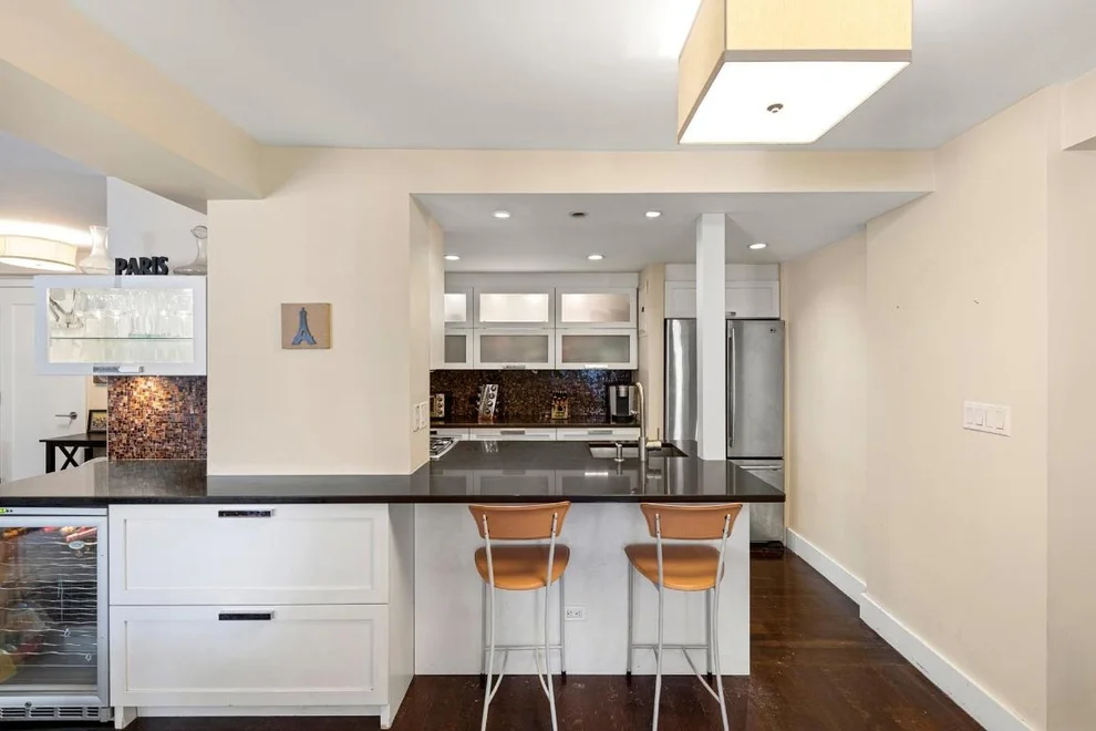 Unit for sale at 310 Lexington Avenue, Manhattan, NY 10016