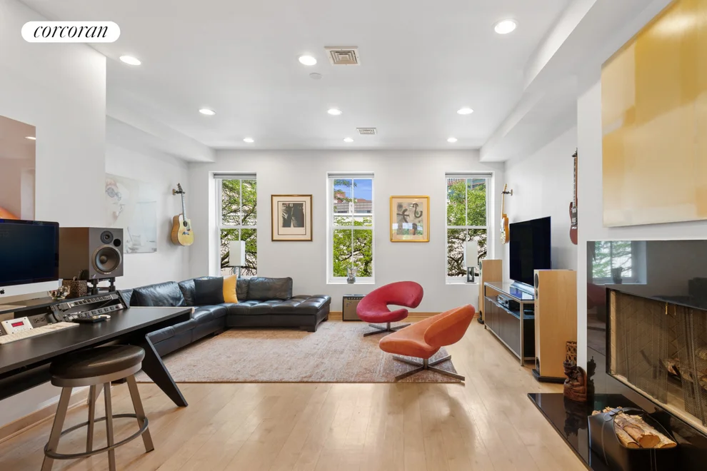 Unit for sale at 582 PACIFIC Street, Brooklyn, NY 11217