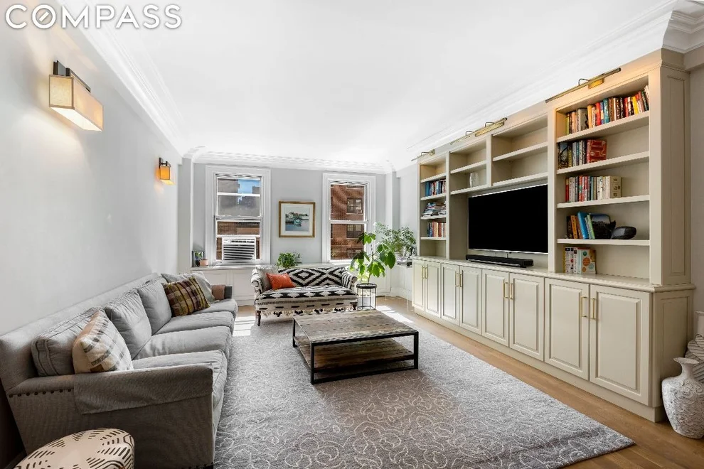 Unit for sale at 325 W 86th Street, Manhattan, NY 10024