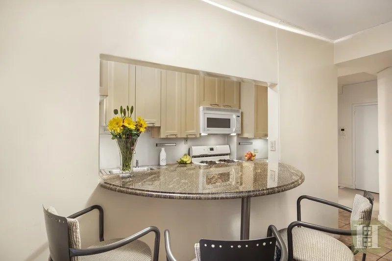Unit for sale at 315 W END Avenue, Manhattan, NY 10023