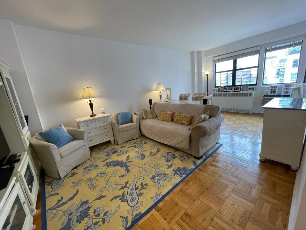 Unit for sale at 240 E 76th Street, Manhattan, NY 10021