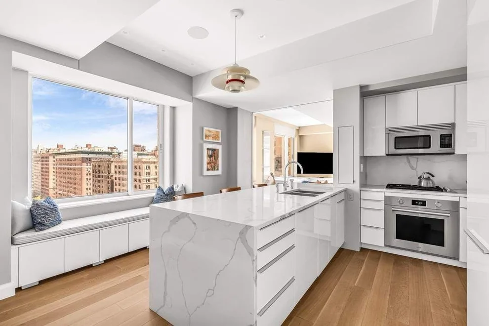 Unit for sale at 2373 BROADWAY, Manhattan, NY 10024