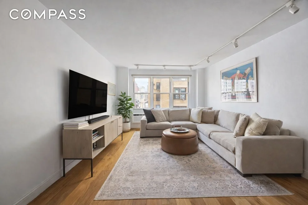 Unit for sale at 415 E 85th Street, Manhattan, NY 10028