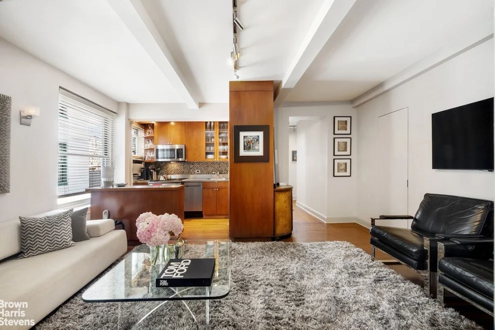 Unit for sale at 325 W 45TH Street, Manhattan, NY 10036