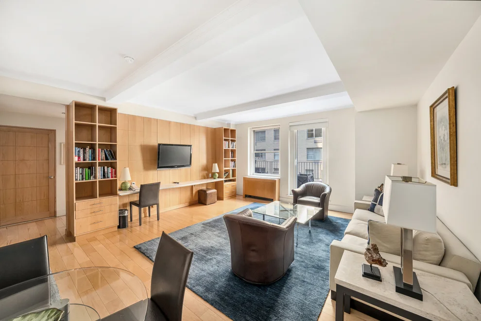 Unit for sale at 111 E 56TH Street, Manhattan, NY 10022