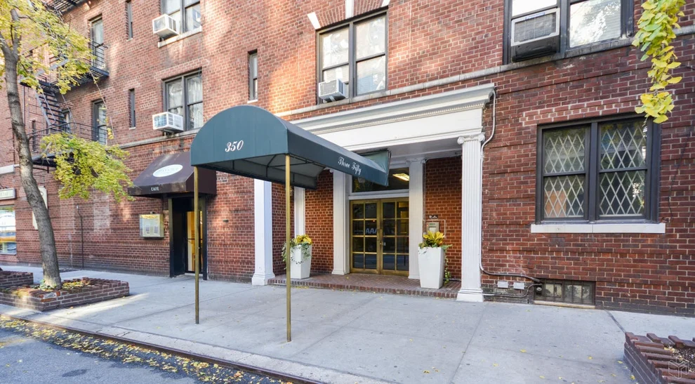 Unit for sale at 350 E 54TH Street, Manhattan, NY 10022