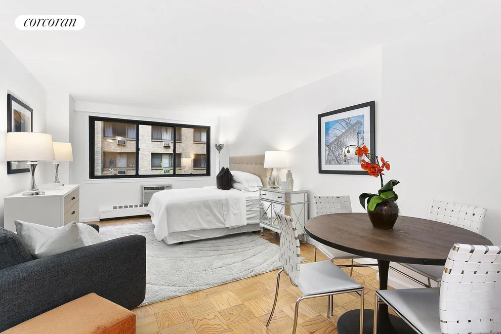 Unit for sale at 16 W 16TH Street, Manhattan, NY 10011