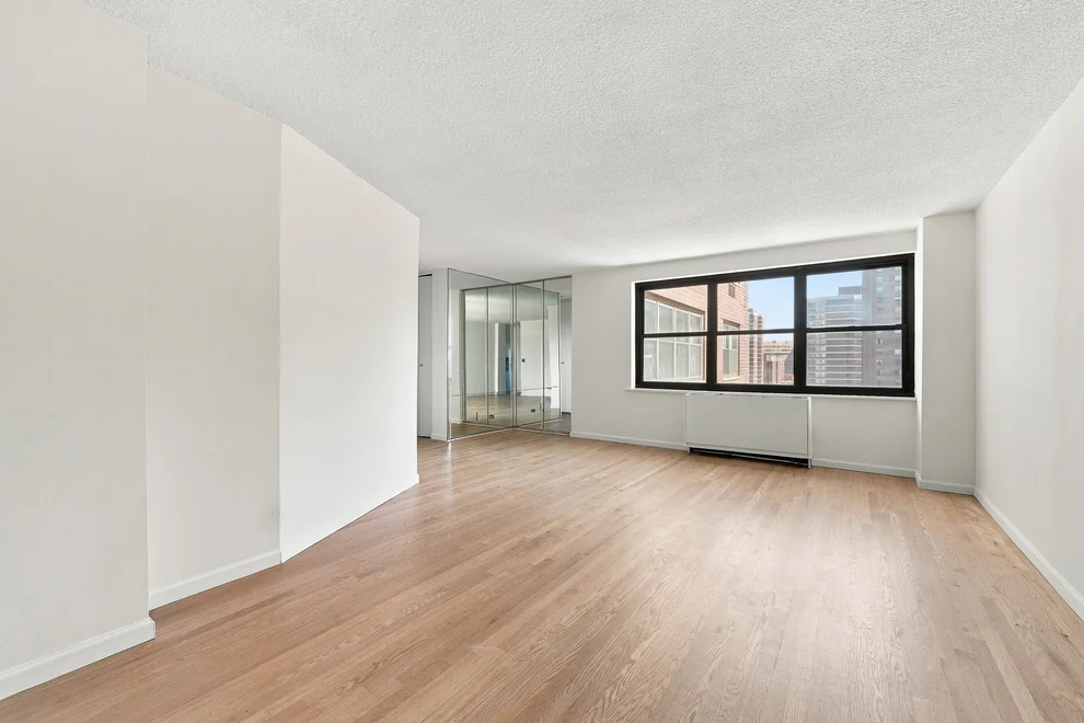 Unit for sale at 200 E 24TH Street, Manhattan, NY 10010