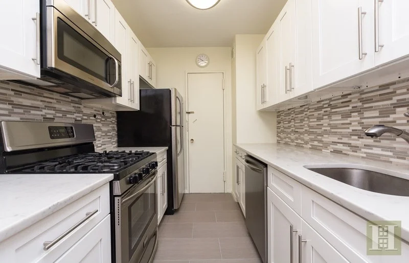 Unit for sale at 3050 FAIRFIELD Avenue, Bronx, NY 10463