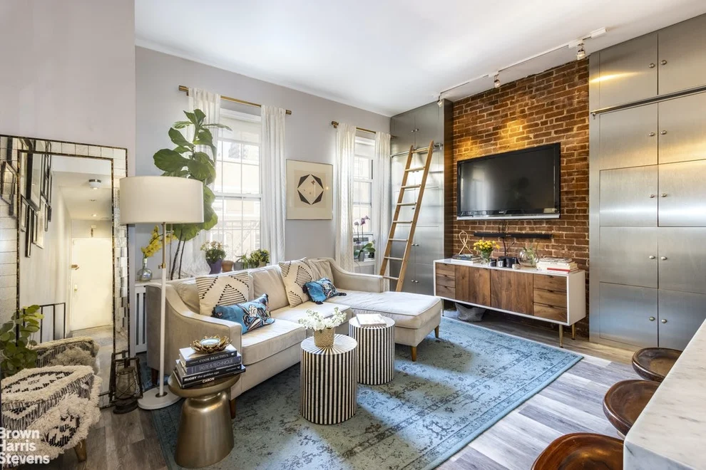 Unit for sale at 162 E 91ST Street, Manhattan, NY 10128