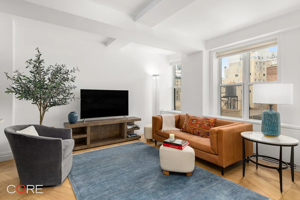 Unit for sale at 393 W End Avenue, Manhattan, NY 10024