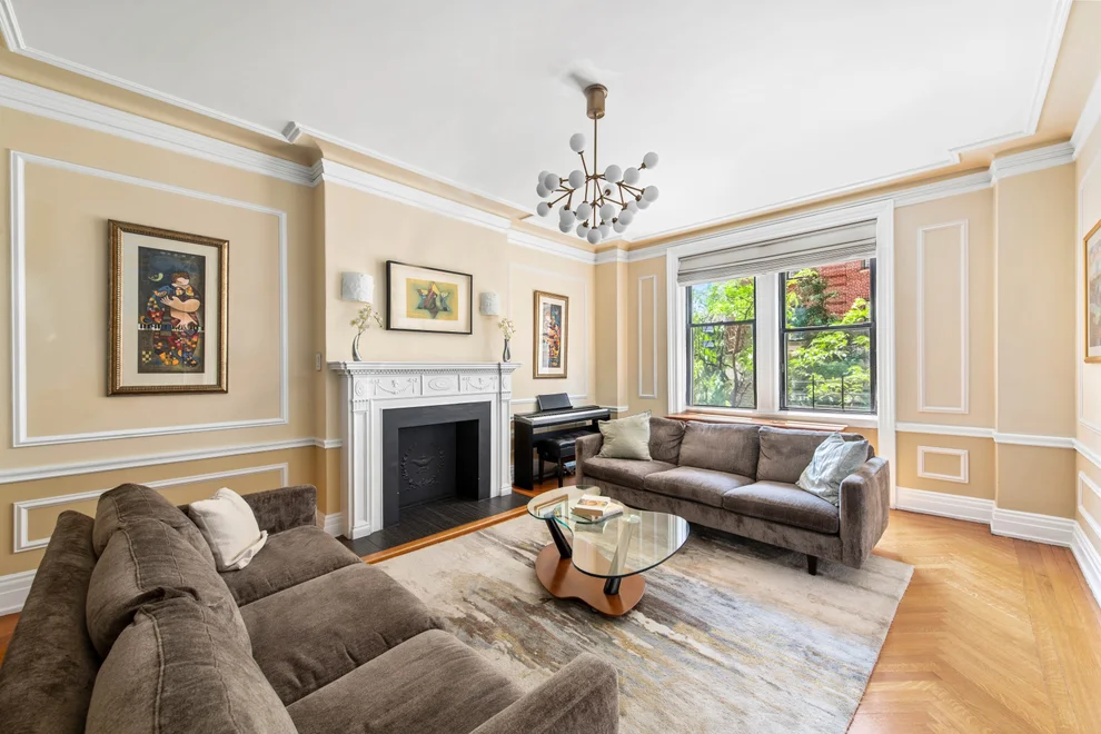 Unit for sale at 885 W End Avenue, Manhattan, NY 10025