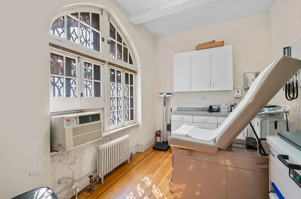 Unit for sale at 325 E 79th Street, Manhattan, NY 10075
