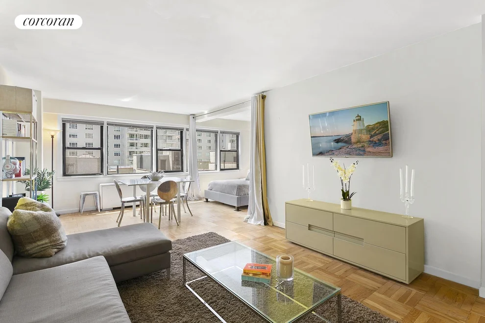 Unit for sale at 220 E 67TH Street, Manhattan, NY 10065